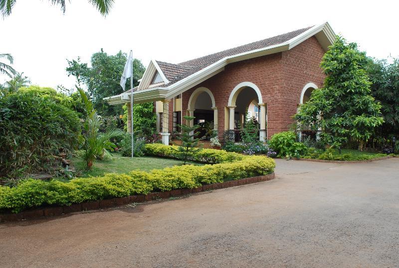 Coconut Grove Hotel 3*