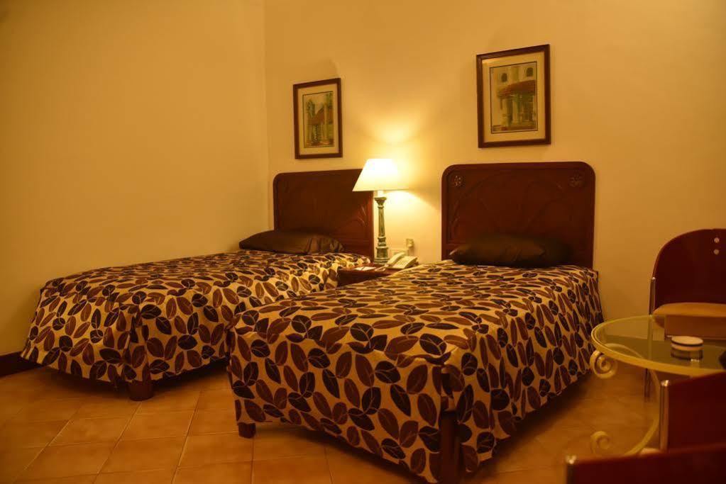 Hotel Coconut Grove